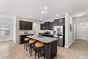 2437 Redford Dr, Cantonment, FL 32533 - Photo 6