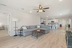 5252 Peach Dr, Pace, FL 32571 - Photo 14