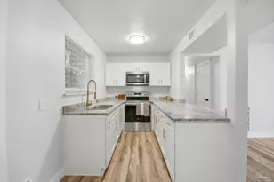 522 S Edgewood Cir, Pensacola, FL 32506 - Photo 8