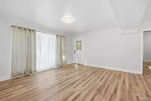 522 S Edgewood Cir, Pensacola, FL 32506 - Photo 6