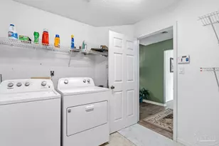 2004 Coral St, Pensacola, FL 32506 - Photo 32