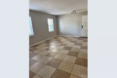 117 S Sunset Blvd, Gulf Breeze, FL 32561 - Photo 2