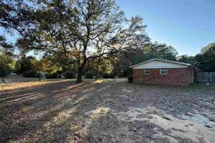 5636 Camellia Ave, Milton, FL 32570 - Photo 2