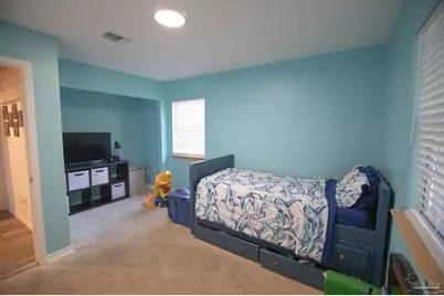 8806 Doris Ave, Pensacola, FL 32534 - Photo 14