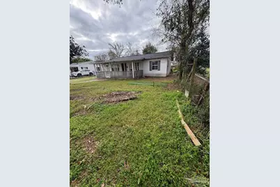 3703 W Theresa St, Pensacola, FL 32505 - Photo 1