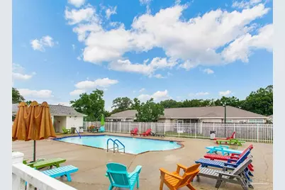 2511 Trailwood Dr, Cantonment, FL 32533 - Photo 16