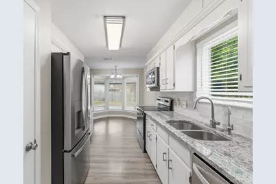 7467 Baywoods Ln, Pensacola, FL 32504 - Photo 12