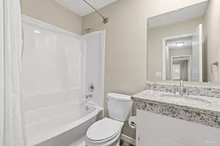 7467 Baywoods Ln, Pensacola, FL 32504 - Photo 24