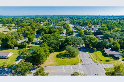 3570 N 12th Ave, Pensacola, FL 32503 - Photo 6