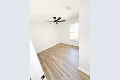 5102 Cranston Ave, Pensacola, FL 32505 - Photo 6