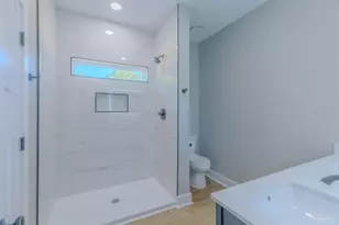 112 E Bobe St, Pensacola, FL 32503 - Photo 10