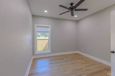 112 E Bobe St, Pensacola, FL 32503 - Photo 6