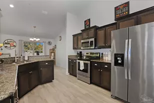 6117 Parsonage Cir, Milton, FL 32570 - Photo 4