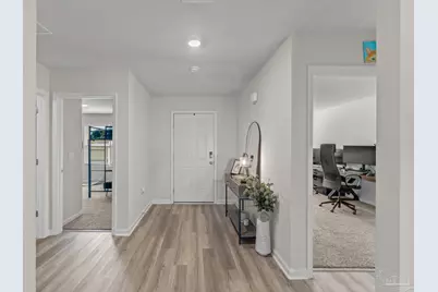 3854 James Stovall St, Pensacola, FL 32526 - Photo 2