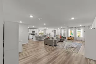 3854 James Stovall St, Pensacola, FL 32526 - Photo 4