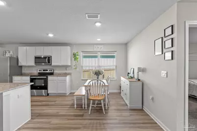 3854 James Stovall St, Pensacola, FL 32526 - Photo 10