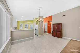 1015 Simpson St, Pensacola, FL 32526 - Photo 6