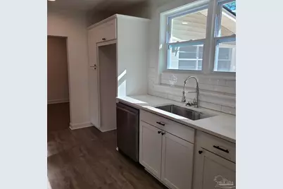 1301 W Lee St, Pensacola, FL 32501 - Photo 6