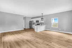 210 E Lakeview Ave, Pensacola, FL 32503 - Photo 4