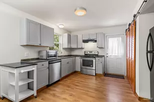 8528 Laredo St, Navarre, FL 32566 - Photo 4