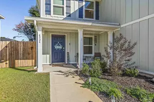 4924 Valor Ct, Pace, FL 32571 - Photo 4