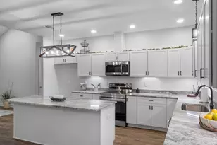 6879 Joyce Dr, Milton, FL 32570 - Photo 12