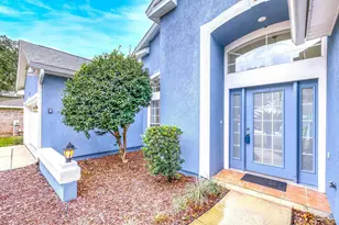 4314 Hidden Lakes Dr, Niceville, FL 32578 - Photo 2