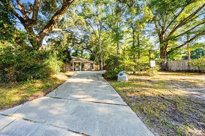 6898 Kapok Dr, Milton, FL 32583 - Photo 2