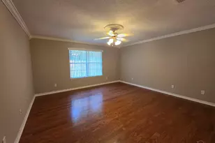 6913 Hanover Ct, Milton, FL 32570 - Photo 10