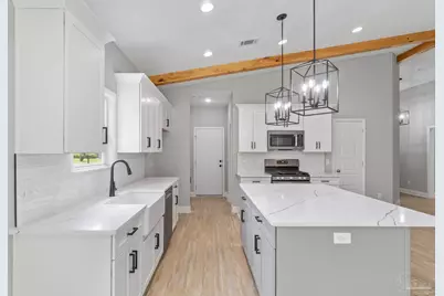 1427 Madelyn Woods Dr, Pensacola, FL 32506 - Photo 2