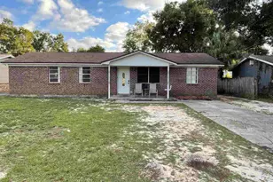 205 Marine Dr, Pensacola, FL 32507 - Photo 1