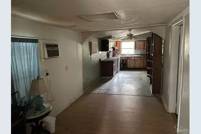 451 E Cane Ave, Crestview, FL 32539 - Photo 8