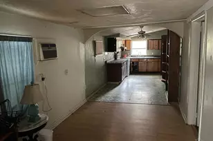 451 E Cane Ave, Crestview, FL 32539 - Photo 8