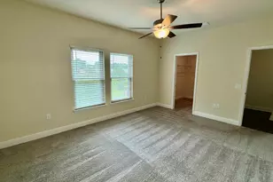 5065 Peach Dr, Pace, FL 32571 - Photo 10