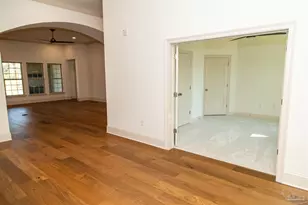 2856 Longleaf Ml St, Cantonment, FL 32533 - Photo 4