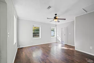 1631 E Hayes St, Pensacola, FL 32503 - Photo 18