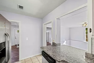 1631 E Hayes St, Pensacola, FL 32503 - Photo 16