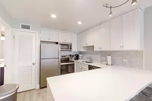 920 W Lagoon Ave, Gulf Shores, AL 36542 - Photo 8