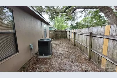 1009 Rentz Ave #1011 & 1009, Pensacola, FL 32507 - Photo 18