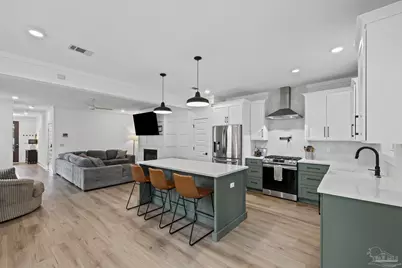 1421 E Texar Dr, Pensacola, FL 32503 - Photo 14