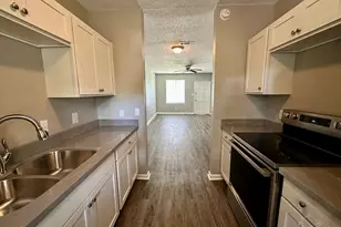 1103 W La Rua St, Pensacola, FL 32501 - Photo 8