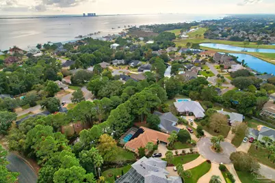 1284 Point East Cir, Gulf Breeze, FL 32563 - Photo 48