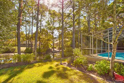 1284 Point East Cir, Gulf Breeze, FL 32563 - Photo 42