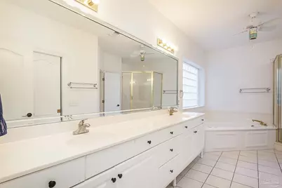 1284 Point East Cir, Gulf Breeze, FL 32563 - Photo 24