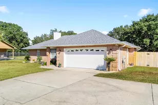 1938 Coral St, Navarre, FL 32566 - Photo 42