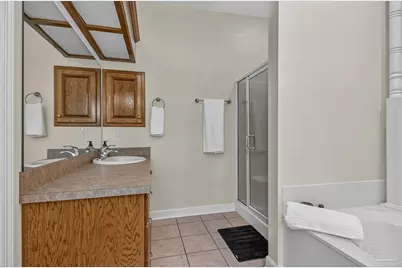 5685 Nicklaus Ln, Milton, FL 32570 - Photo 16