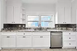 1007 W Wright St, Pensacola, FL 32502 - Photo 12