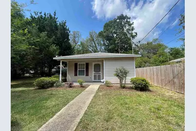 6208 St Ann Ave, Milton, FL 32570 - Photo 1