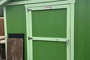 207 California Dr NE, Fort Walton Beach, FL 32548 - Photo 8