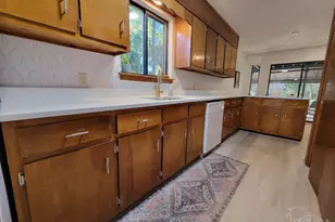 6212 Kirsten Dr, Pensacola, FL 32504 - Photo 14